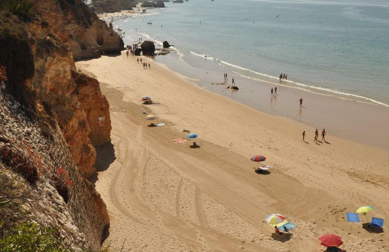 Between Golf And Beach Portimao Bagian luar foto